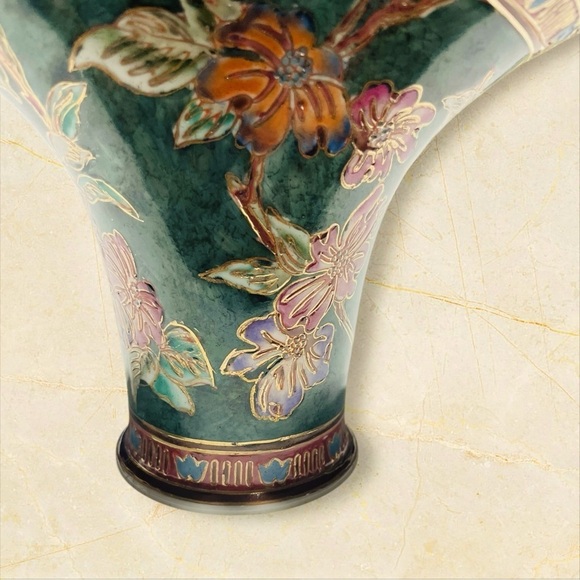 Vintage Chinese Ceramic Floral Basket Basket With Floral Design And Gold Trim - Picture 11 of 12